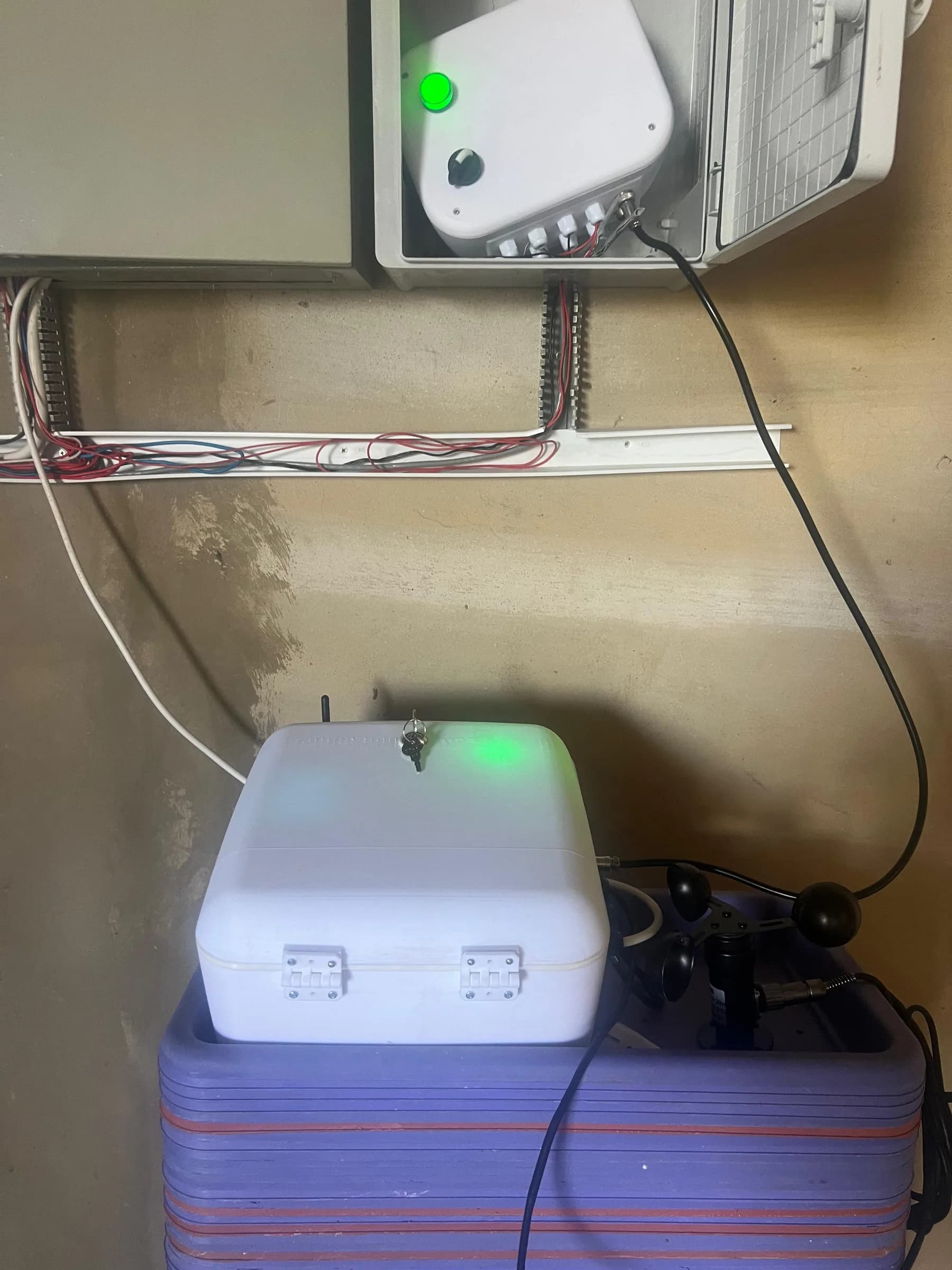 Field hub installed on site