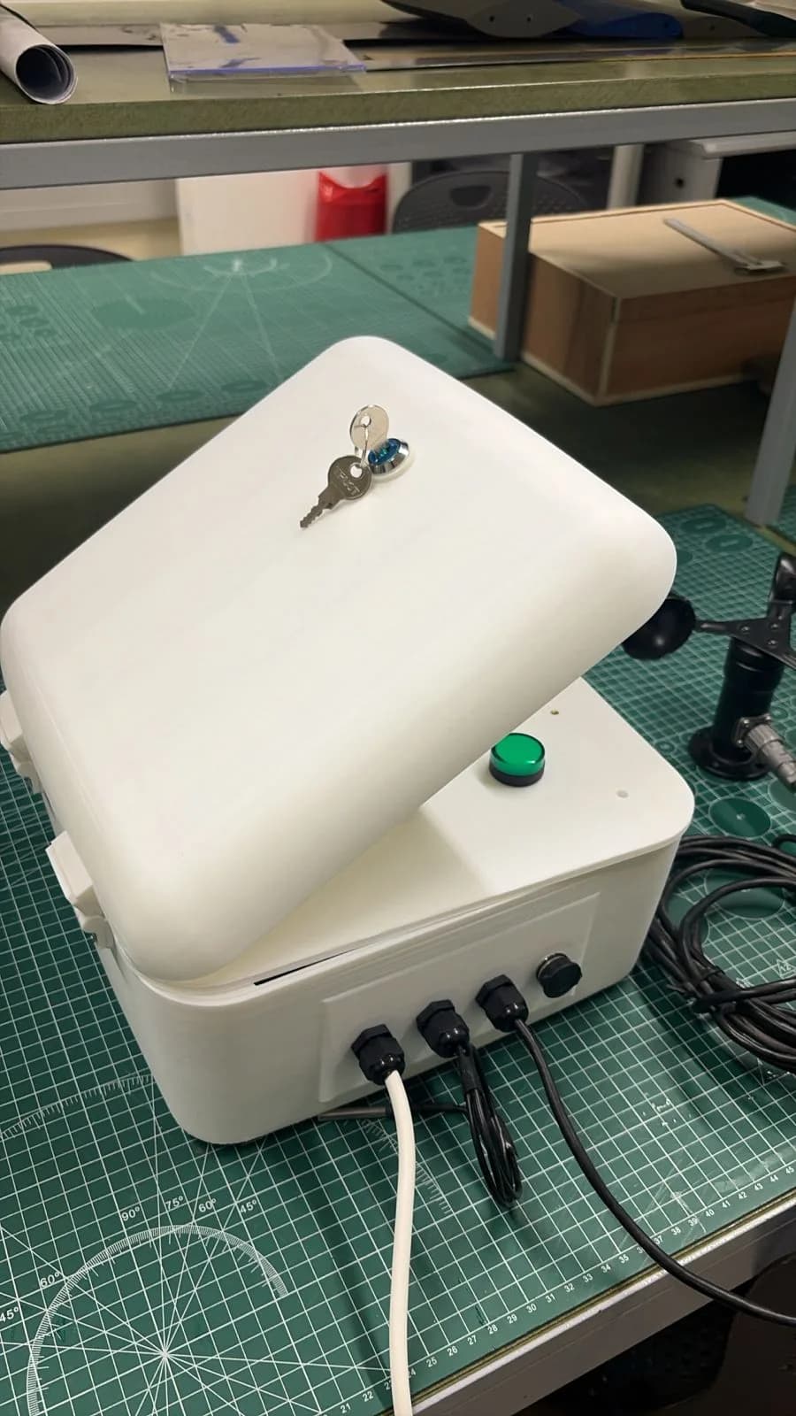 Lockable field hub enclosure